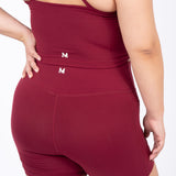 Short Maya Guinda