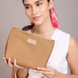 Dúo Neceser Victoria Mini Camel + Arete Sara