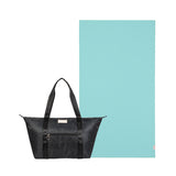 Pack Weekender Floral Negro + Toalla Essential Turquesa